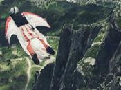 Split second reportage Wingsuit