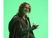 Once Upon Time S02E04 Crocodile Photos Promo Behind Scene
