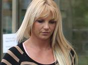 Photos Britney sortant d’un salon coiffure 20/10/2012