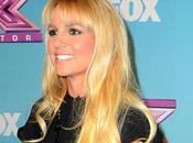 Photos Britney pose tapis rouge Factor 19/12/2012