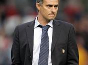 Mercato-Mourinho inquiet pour travail