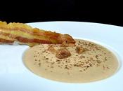 Veloute chataigne girolles, chapelure chataigne, chips lard