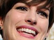 Anne Hathaway, huée fans lors cérémonie Bafta