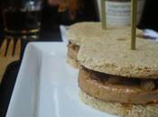 Club-sandwich pain d'épices, foie gras compotée d’oignons
