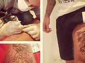 Pokora montre nouveau tatouage