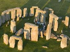 quoi servait site préhistorique Stonehenge?