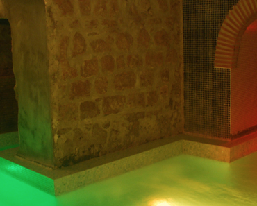 INSOLITE Le Vatican achète l’un des plus Grands Saunas Gay d’Europe
