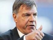 West Ham-Man Allardyce colère après l’arbitre