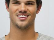 Taylor Lautner Press Conference pour Grown