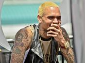 Chris Brown mort rire conférence presse Awards 2013