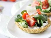 Tartelettes fromages frais, tomates cocktail mâche