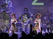 Trois robots Japonais donné leur premier concert