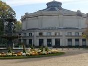 Théâtre Marigny Delanoë fait subir Lescure d'austérité employés pendant mairie paie (très cher) représentation