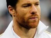 Chelsea Xabi Alonso dans viseur