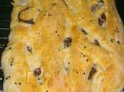 Fougasse anchois, viandes grisons emmenthal