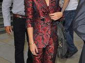 Vanessa Hudgens quitte Apple Store Londres 18.07.2013