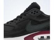 Nike Classic Black Team Atomic