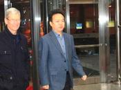 Cook rencontre dirigeant China Mobile, diffuse encore l'iPhone...