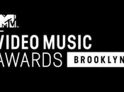 Justin recevra Vanguard Award mains de..