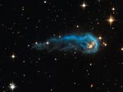 chenille cosmique billions kilomètres capturée Hubble