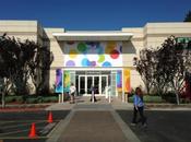 Cupertino s'affiche couleurs keynote consacrée l'iPhone...