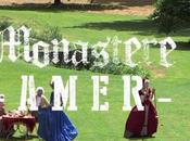 Monastère Amer dévoile Versailles