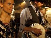 kleenex disent merci Alabama Monroe!!