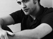 Robert Pattinson veut oublier Kristen Stewart pour 6,75 millions dollars