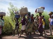 République centrafricaine milliers personnes forcées fuir, centres santé pillés