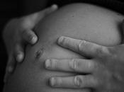 Angleterre, services sociaux prennent bébé mère dans l’utérus
