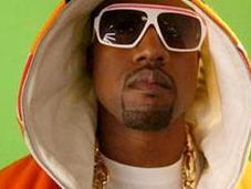 Kanye West dévoile collection lunettes soleil