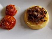 Polenta oignons, accompagnée tomates confites