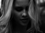 Claire Holt pour Iman Chenonceau
