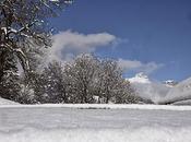 Neige ciel bleu