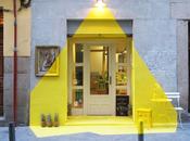 (FOS) boutique bien illuminée