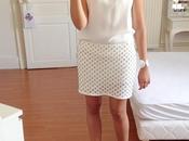 Look blanc collier pierres semi-précieuses. Merci...