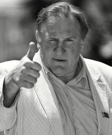Gérard Depardieu va produire sa vodka bio en Russie