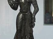 Guan forme féminine bodhisattva Avalokiteshvara