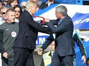 Arsenal-Chelsea sanction pour Wenger-Mourinho
