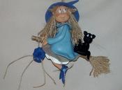 Sorcière sorcier avec leur p'tit chat suspendre