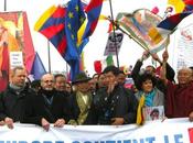 militantes militants France Aung solidaires peuple tibétain.