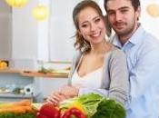 SÉDUCTION: femme rassasiée plus réceptive approches romantiques Appetite