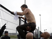 #AirFrance chemises déchirées plutôt 2900 emplois supprimés… choc priorités.