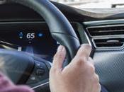 conducteur voiture intelligente sera assistant navigation
