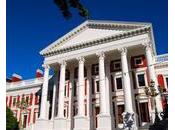 Afrique Quand parlement laisse manger gouvernement