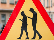 imaginé nouveau panneau d’avertissement pour accros portables