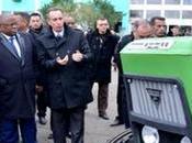 L'Angola intéressé tracteurs fabriqués Constantine (ministre Angolais)