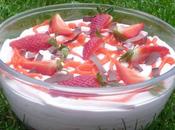 Mousse fraise meringue italienne, écrasé fraise.