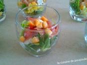 Verrines salade, pommes, jambon chèvre