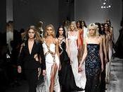 ÉCONOMIE nouveau pour Versace, venu chez Alexander McQueen